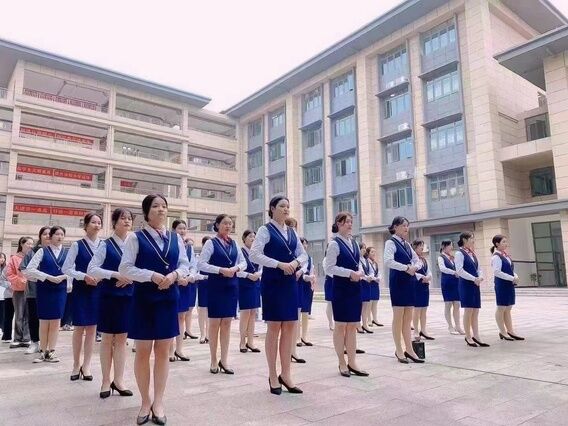 上饶市广信区职业技术学校举办“青春心向党，建功新时代”五四青年节文艺汇演